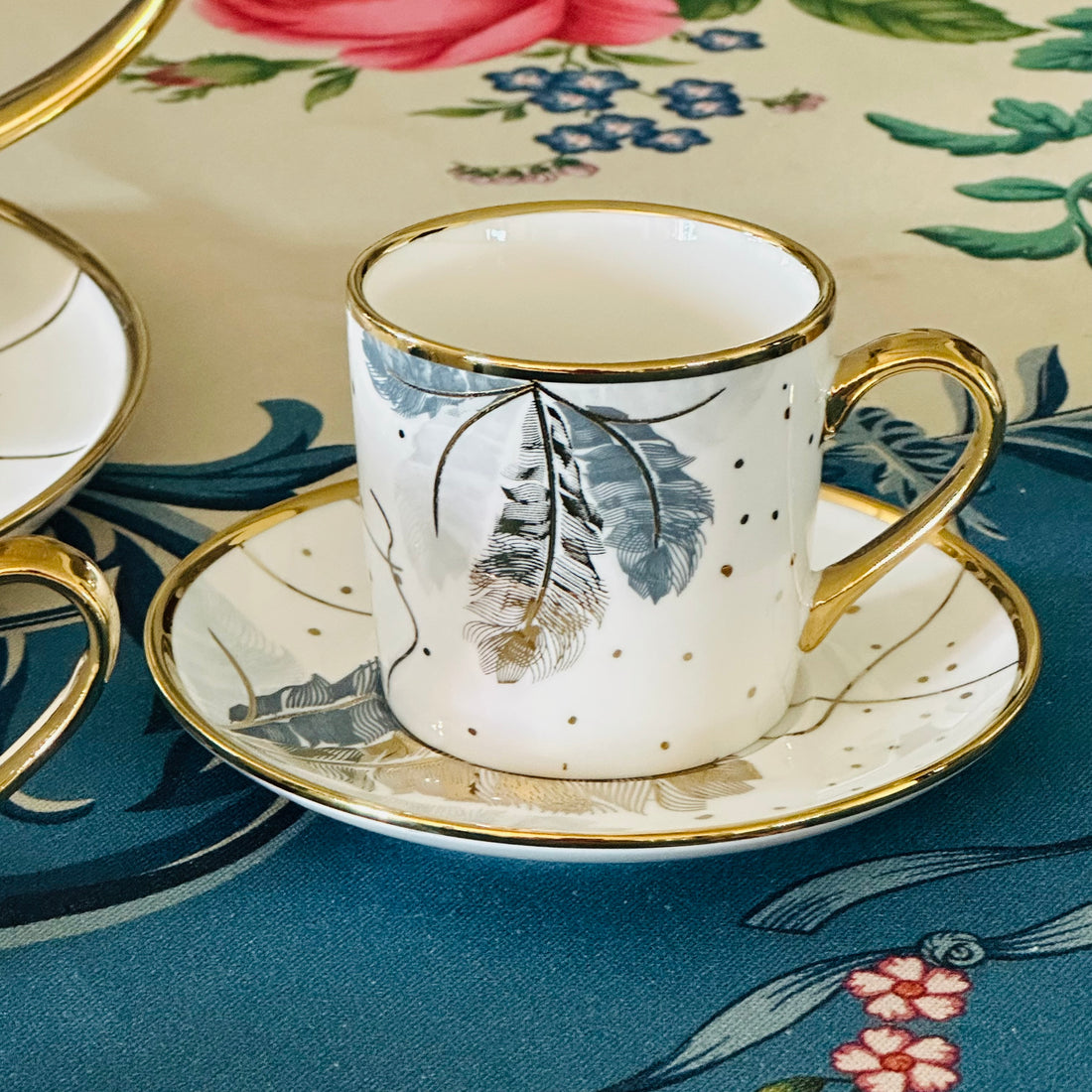 Golden Feather Whispers (24 Piece Tea Set)