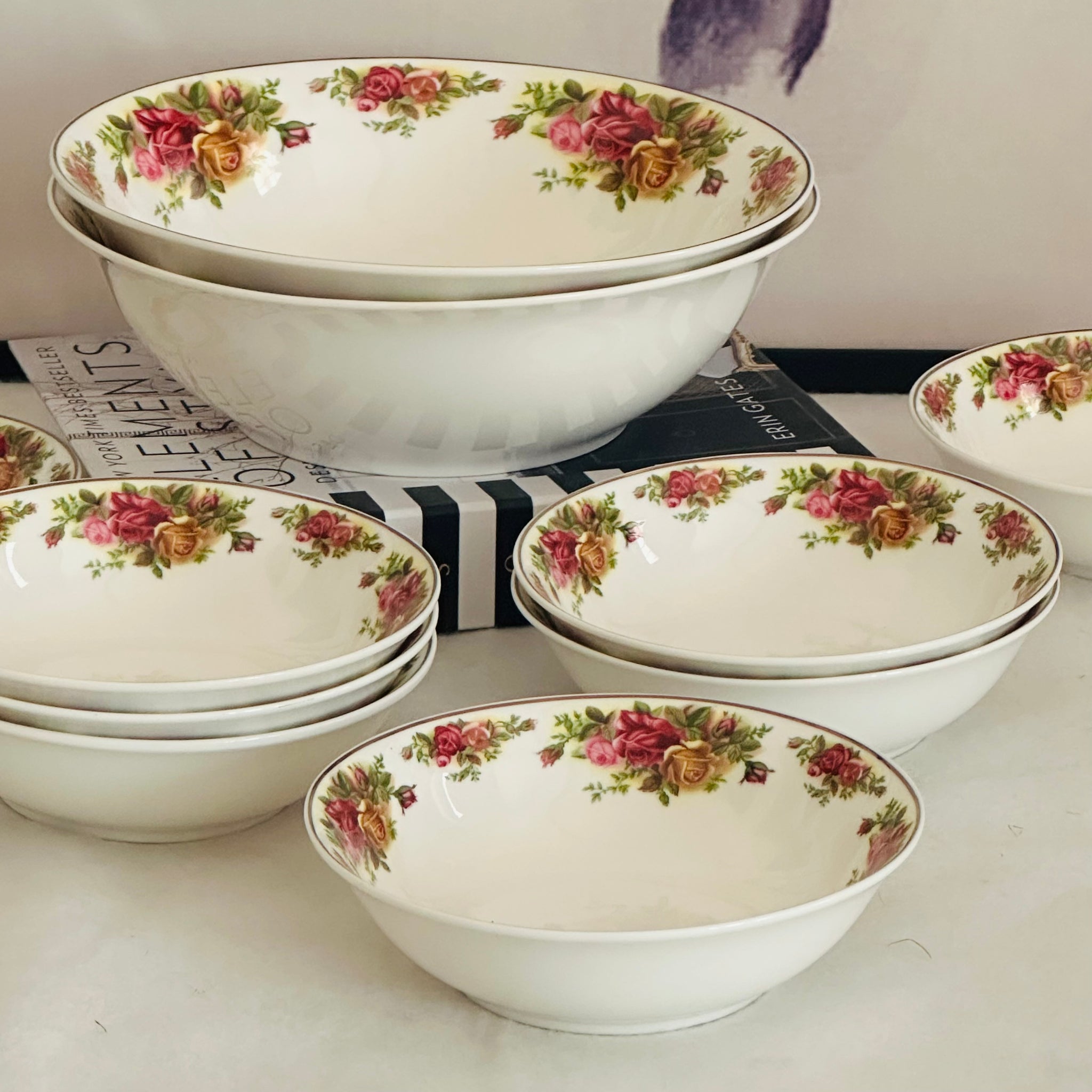 Red Rose Love Bowl Set (2 Serving Bowls, 8 Small Bowls)