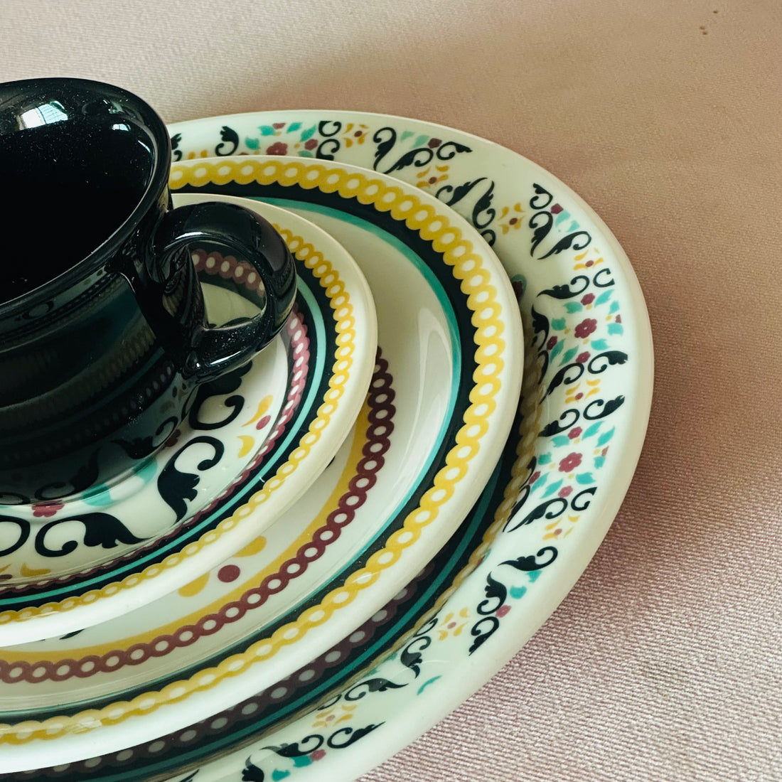 Morning Mosaic Harmony (20 Piece Breakfast Set