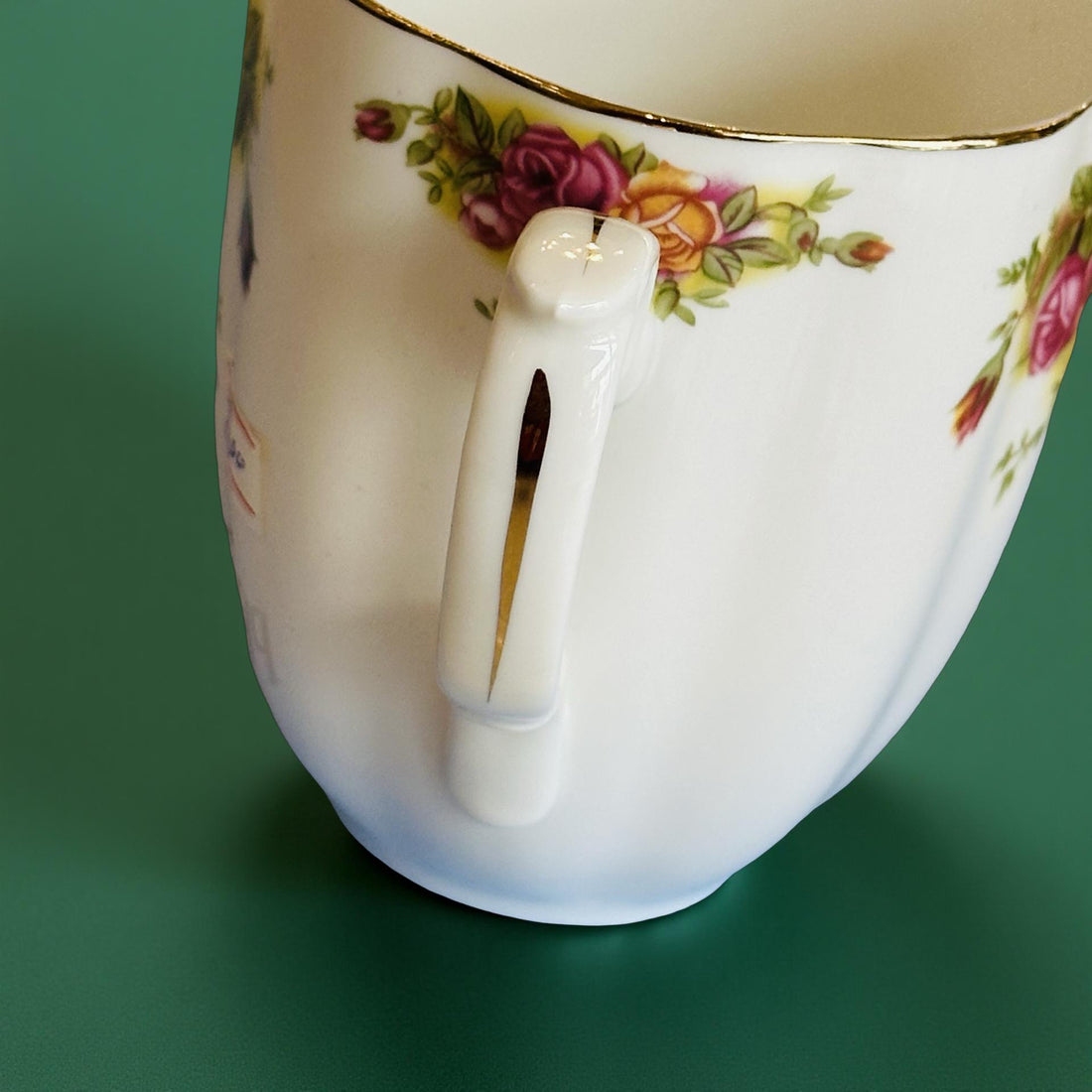 Secret Garden Floral Mug - Red Roses (Single Mug)