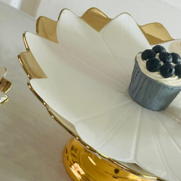 Luxury Classic Tulip Cake Stand