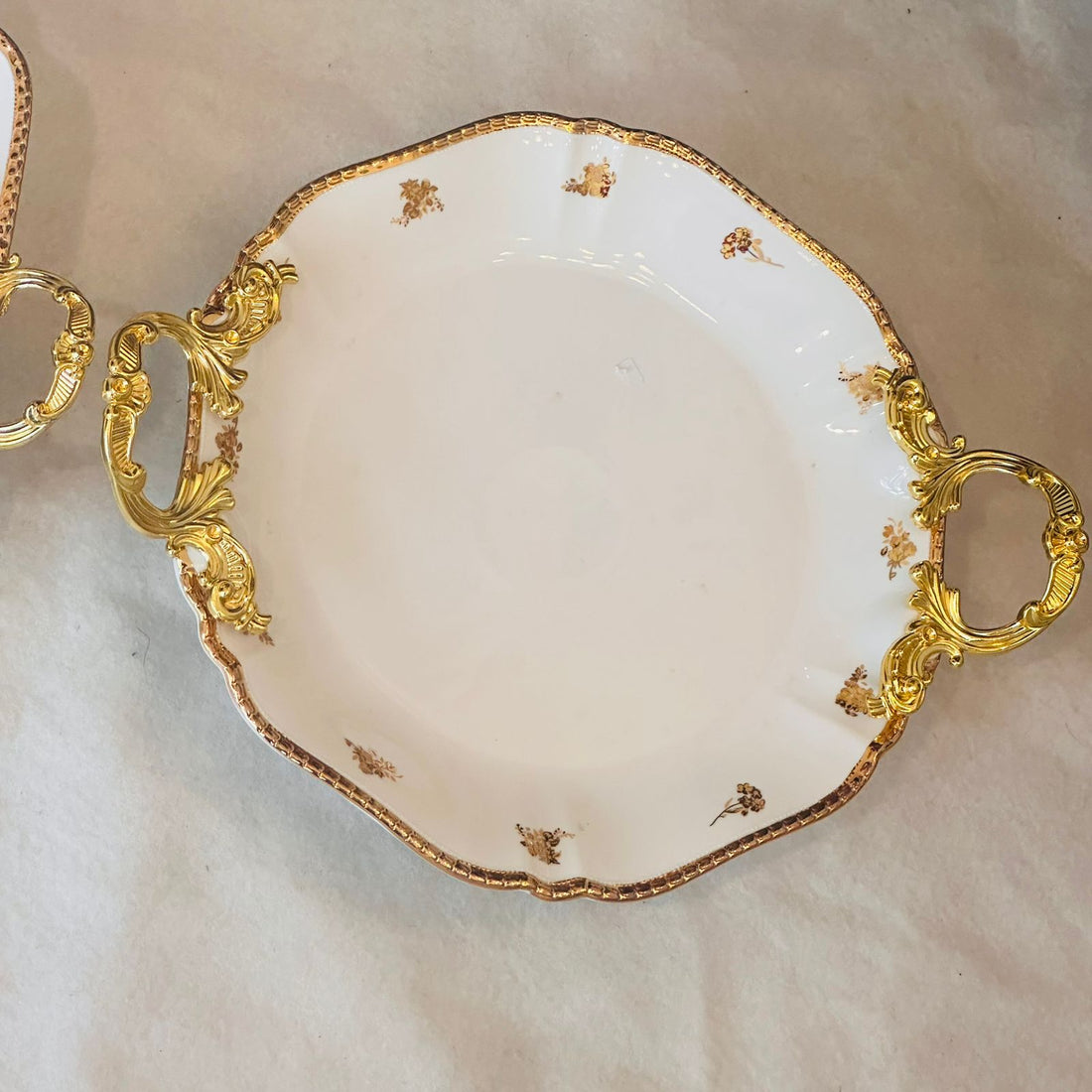 Classic Elegance Fruit & Serving Bowl