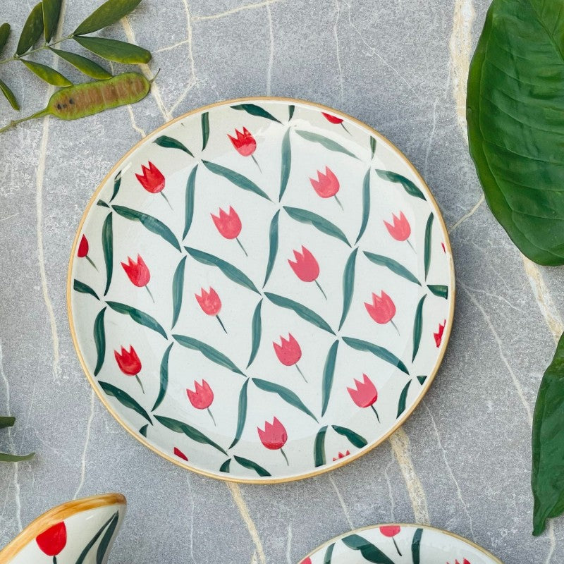 Red Tulip Quater Plate (single piece)