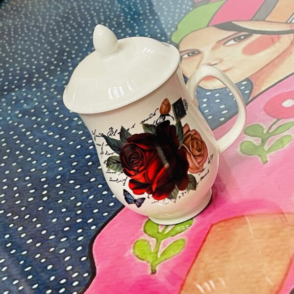 Red Roses Mug With A Lid (single mug)