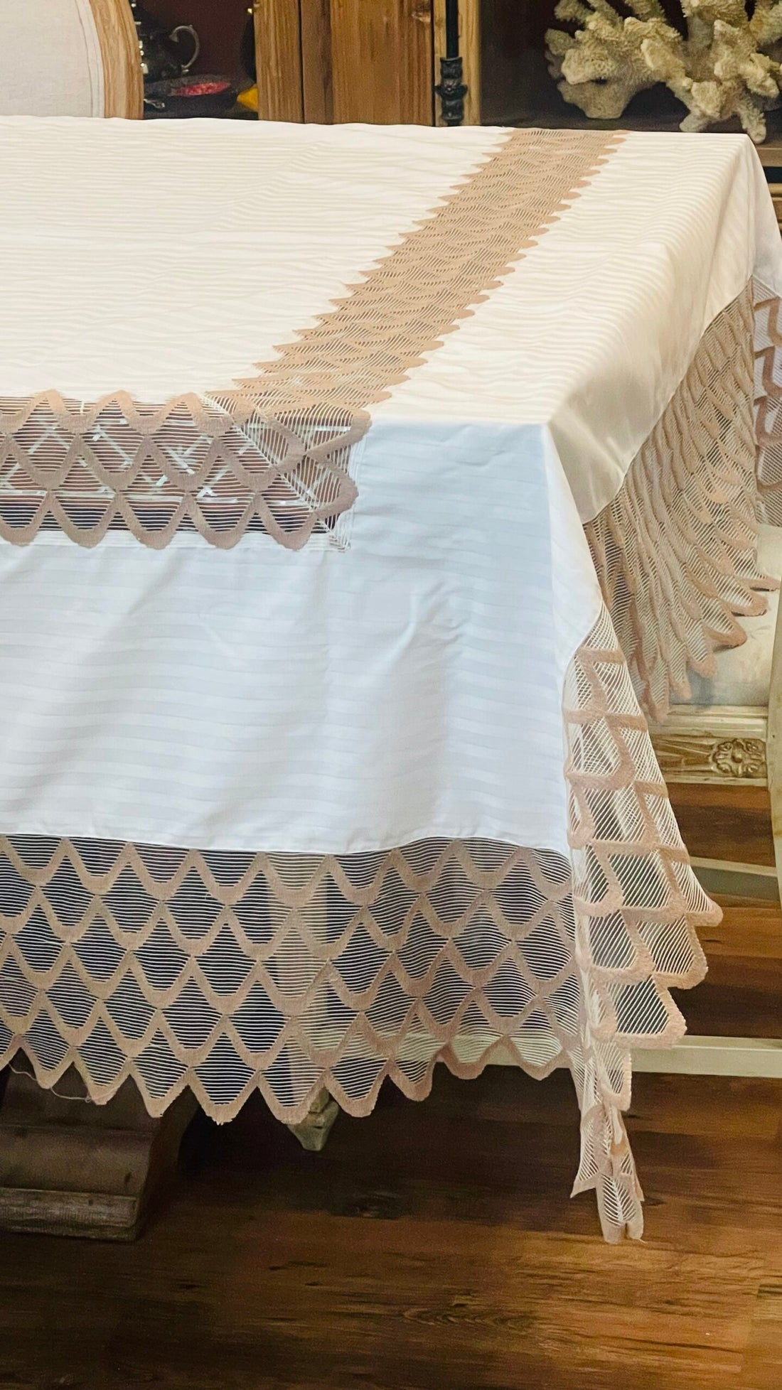 Lace Accented Summer Tablecloth