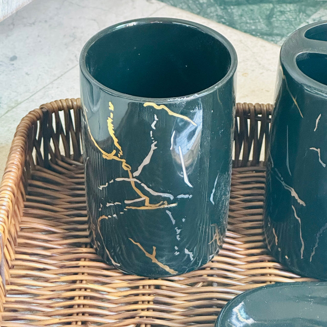 Black&amp;Gold Marble Feels Bath Set